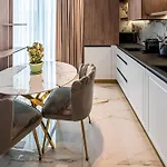 Διαμέρισμα Luxury Near Center Βουκουρέστι