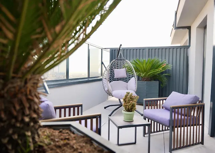 Luxury Near Center Daire *