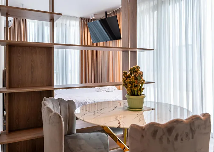 Luxury Near Center בוקרשט